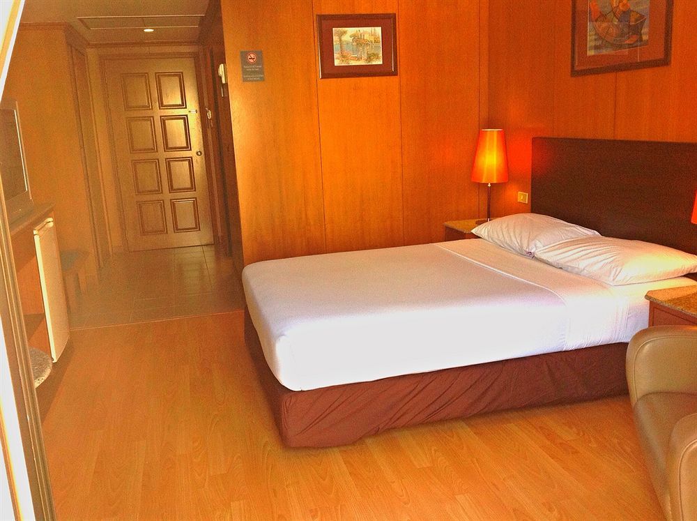 Dynasty Inn Pattaya Ngoại thất bức ảnh